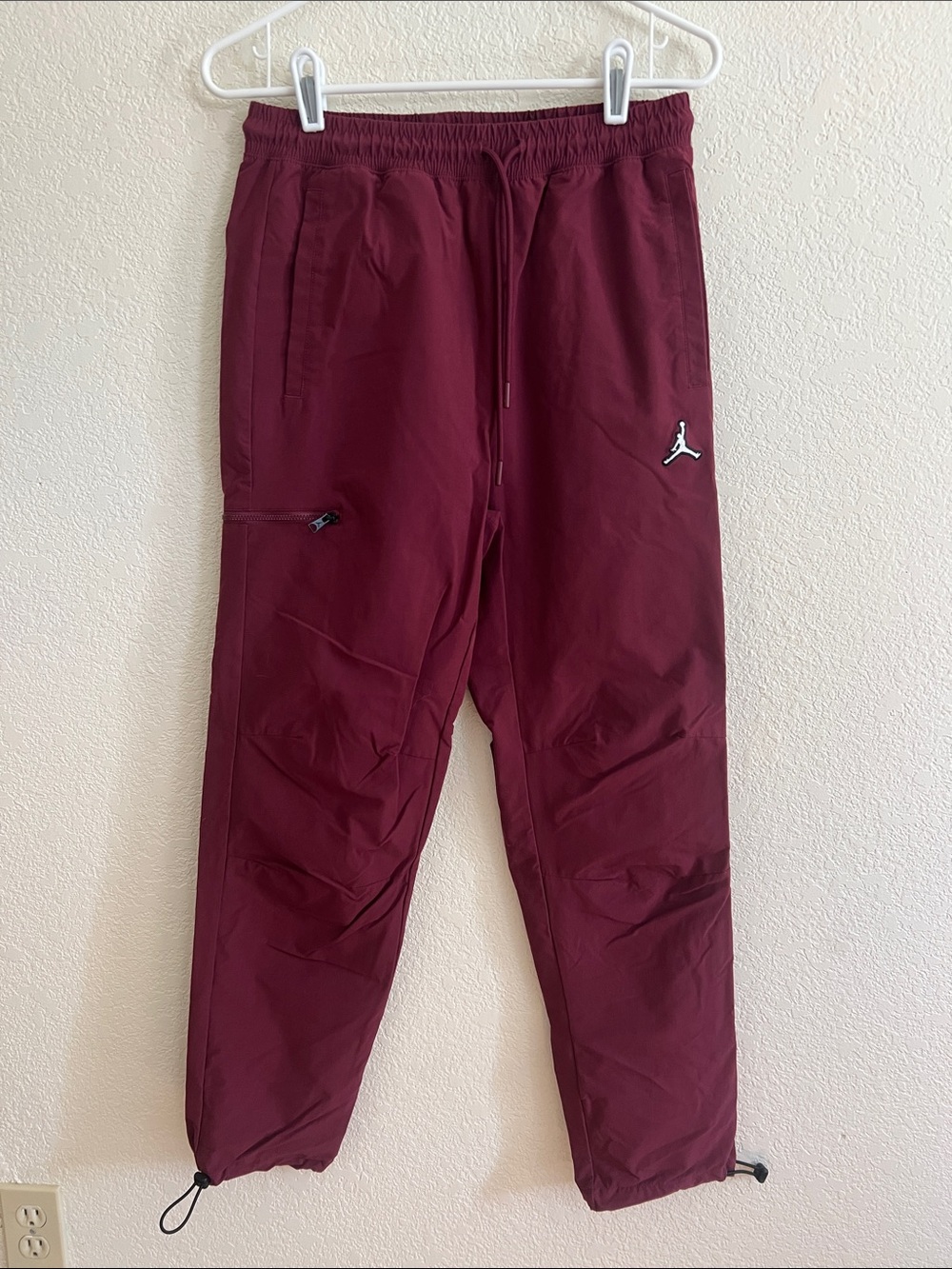 Men’s Jordan Essentials Woven Pants